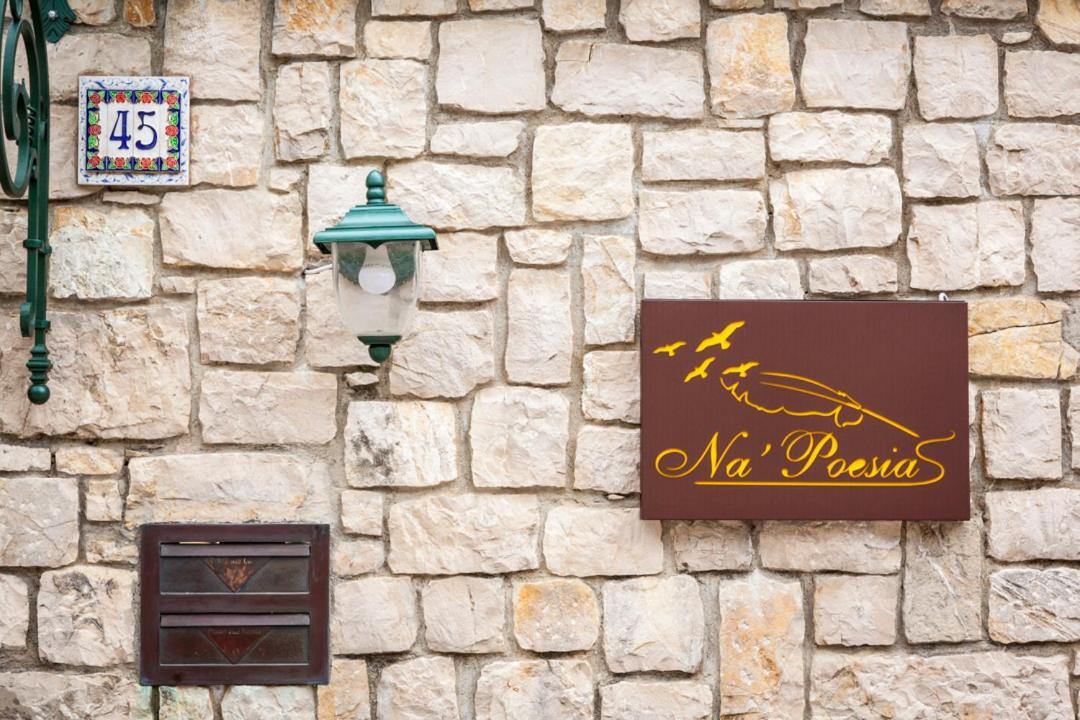 Na' Poesia B&B Di Charme SantʼAgata deʼ Goti Extérieur photo